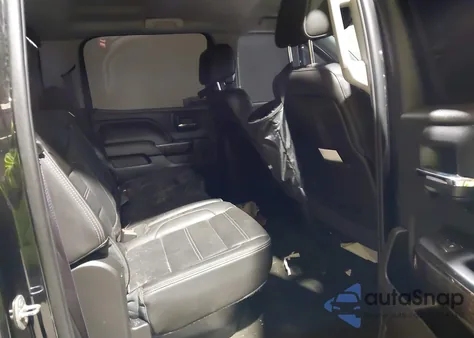 2015 GMC Sierra 1500 Denali z USA, uszkodzony, nr VIN 3GTU2WEC5FG189072